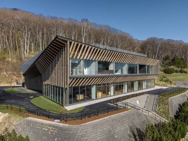 【北海道 東川町】保養施設「キトウシの森きとろん」 7月20日から町民向けプレオープン！