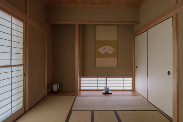 自然美と和の風情が融合した温泉付和風貸別荘「スイートヴィラ 熱海桃山」9月15日開業