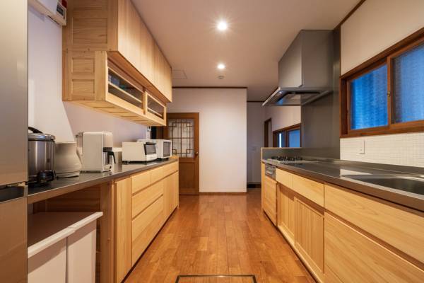 自然美と和の風情が融合した温泉付和風貸別荘「スイートヴィラ 熱海桃山」9月15日開業