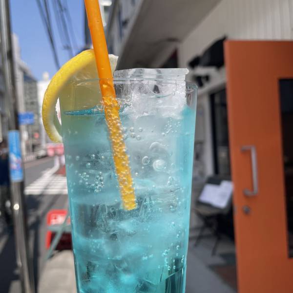 【オムレツじゃない】スフレオムレツ専門店「クロとシロ」が中野にオープン！