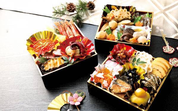 おせち料理がワンランクアップ！宴ケースでレイアウトと彩りを！についてのコラムを公開
