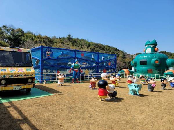 巨大！割れない⁉シャボン玉をつくって、しんちゃんと遊ぼう！ 『しんちゃんと一緒に⁉科学実験 in のんびりのはら』5月27日より好評開催中！