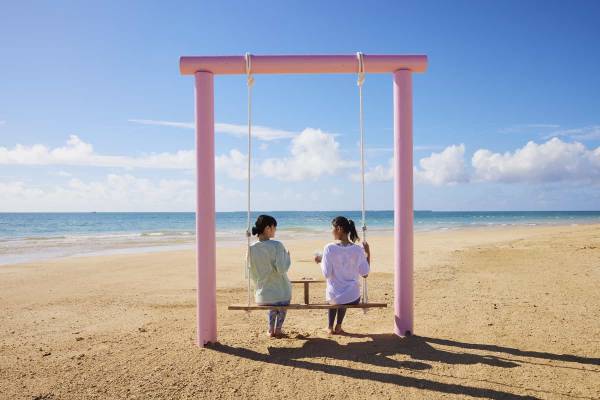 【リゾナーレ小浜島】海を眺めながら行うヨガや、沖縄らしい甘味を堪能できるビュッフェを楽しむ「サニズエクササイズ」開催｜期間：2023年4月15日～30日