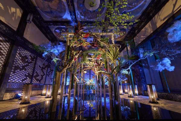 文化財「百段階段」を舞台に体験する空間アート『和のあかり✕百段階段 2023　～極彩色の百鬼夜行～』　TKTSでガイドブック付きチケット販売