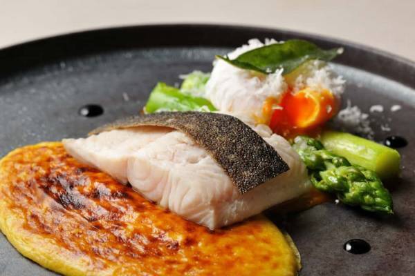 【リゾナーレ那須】花ズッキーニや稚鮎、胡瓜など夏の味覚を堪能する 夏限定ディナーコースを提供～メインダイニング「OTTO SETTE(オットセッテ) NASU(ナス)」のフルコース～| 期間：2023年6月21日～9月15日