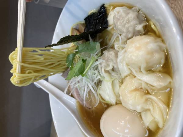 【一年越しの再開】中華そばとワンタン麺のお店「麺や穂ころび」が本郷三丁目に実店舗オープン！