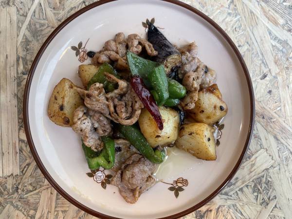 【鶏豚アイスバイン出汁】高級麻婆豆腐を千円で！「オウマイガアール！/Oh My Giral!!!」が池尻大橋にオープン！