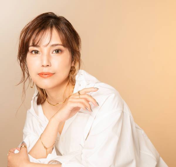 人気英語講師・重森ちぐさ氏による、英語が苦手な大人のためのフォニックス本が登場！ネイティブ流の英語習得法で、生きた英語を効率よく身につけよう