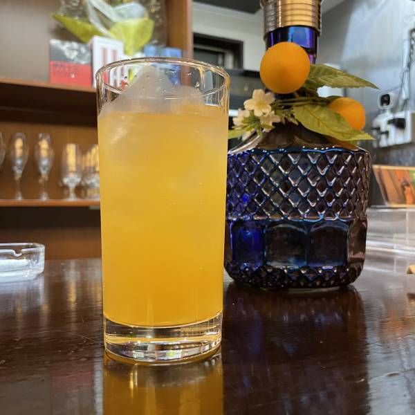 表参道・青山【ボトルオプション無料】香りと共に彩る至福の時　シーシャバー「VAYU（ヴァーユ）」が誕生！