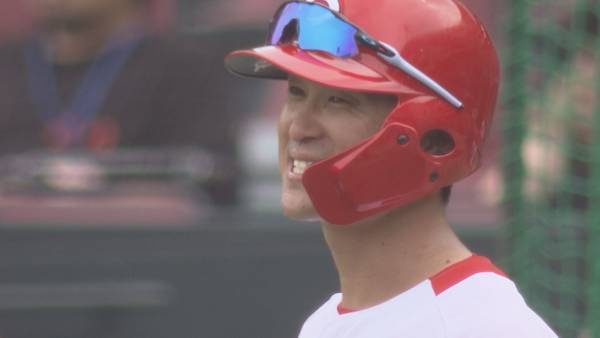 広島ホームテレビ「フロントドア」カープ上本崇司選手を直撃！