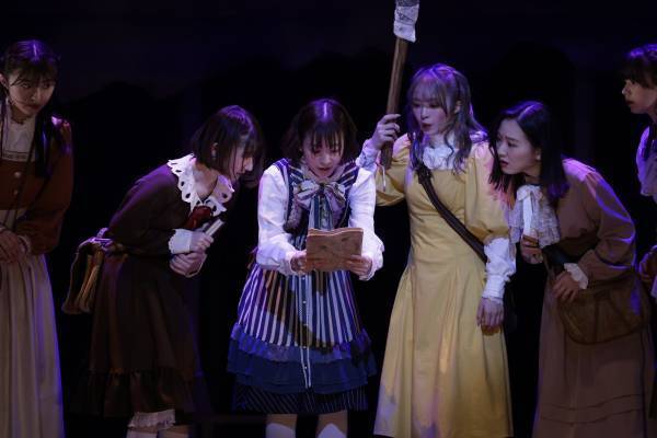 太田奈緒主演！舞台『十五少女漂流記』開幕！