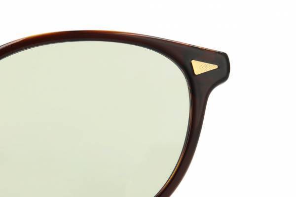 『Zoff | PEANUTS』コラボサングラスがカレッジ＆サーフテイストで新発売！ サングラスをかけて変装したスヌーピー「JOE COOL」が再び登場