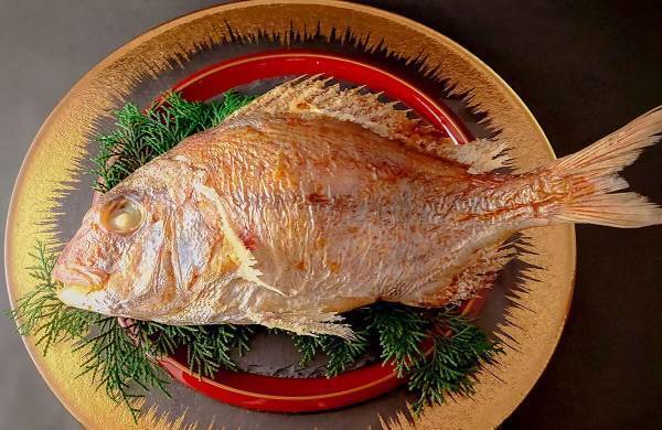 明石海峡の激しい潮流が育んだ「明石のまえもん」をお届け。ECモール「よろずを継ぐもの」内に明石鯛や明石だこの加工品を販売する オンラインショップ「明石鯛蛸丸」が10月５日(木)オープン