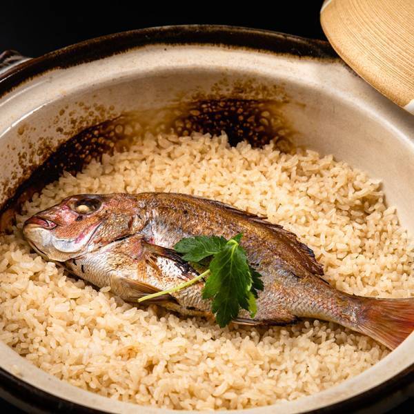 明石海峡の激しい潮流が育んだ「明石のまえもん」をお届け。ECモール「よろずを継ぐもの」内に明石鯛や明石だこの加工品を販売する オンラインショップ「明石鯛蛸丸」が10月５日(木)オープン