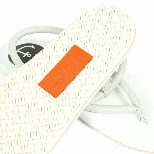 Buntaro® x muta コラボサンダル 2023年8月1日に発売！