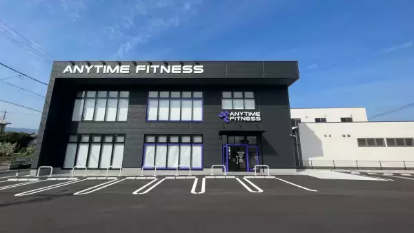 エニタイムフィットネス 国内1,100店舗達成！～国内会員数80万人突破！～