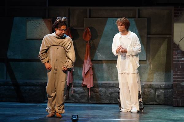 ９年ぶりに挑む新たなチャーリイ・ゴードン浦井健治の代表作！ミュージカル『アルジャーノンに花束を』が開幕！