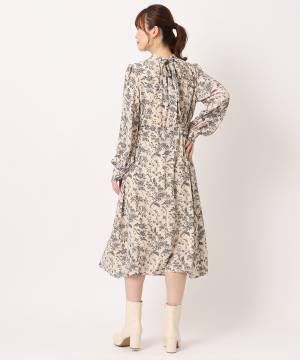 LAURA ASHLEY（ローラ アシュレイ） ブランド創設70周年記念プリント 「ロイド」シリーズ コレクションを発表