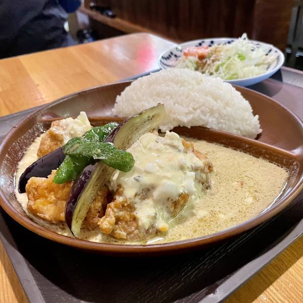 【宮崎グルメ】汁だくチキン南蛮専門店タルターレが内幸町にオープン！！