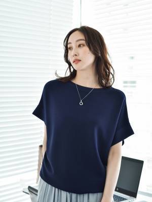 キャリアブランド「UNTITLED（アンタイトル）」  “夏の通勤お悩み解決 Q&A”をWEBサイトにて公開