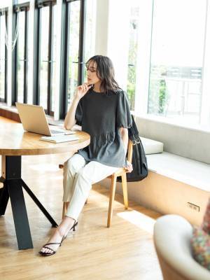 キャリアブランド「UNTITLED（アンタイトル）」  “夏の通勤お悩み解決 Q&A”をWEBサイトにて公開