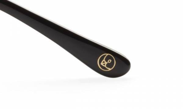 パリミキだけでしか買えない、インコの足跡付きメガネ 「とりめがね」 第三弾を 2023年5月1日（月）に発売いたします