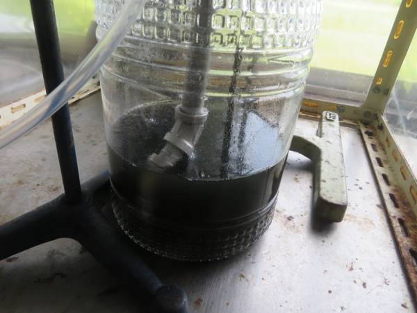 下水濃縮汚泥を活性酸素で完全分解