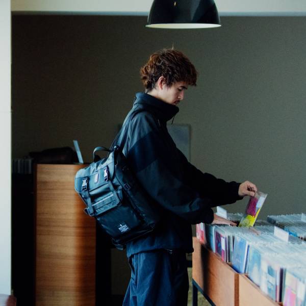 驚きの呉越同舟コラボ　【MAKAVELIC x CHROME】 　スペシャルヴァージョンバッグ２スタイルを発表