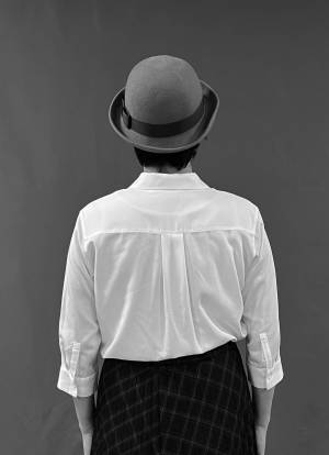 世界各地で上演 再脚光を浴びる女性二人芝居　演劇企画イロトリドリノハナ『エアスイミング』上演決定　カンフェティでチケット発売