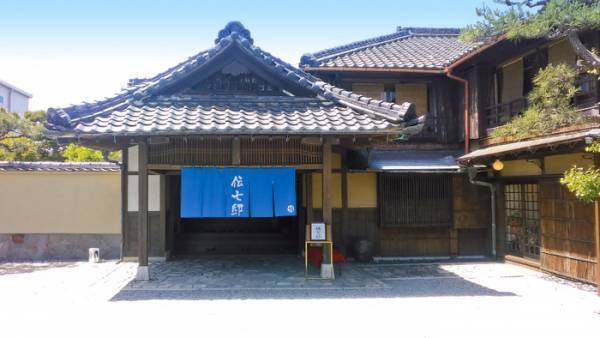 有形文化財「伝七邸」にて、フィンランド・デザイナー展「小さな北欧美術館」が開催！