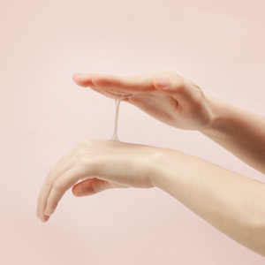 韓国の国民的製薬会社が手がけるダーマコスメブランド「MADECA DERMA」より、肌に栄養とうるおいを与える集中ケア美容液「リバイタライジングセラム」をはじめ新商品が登場！