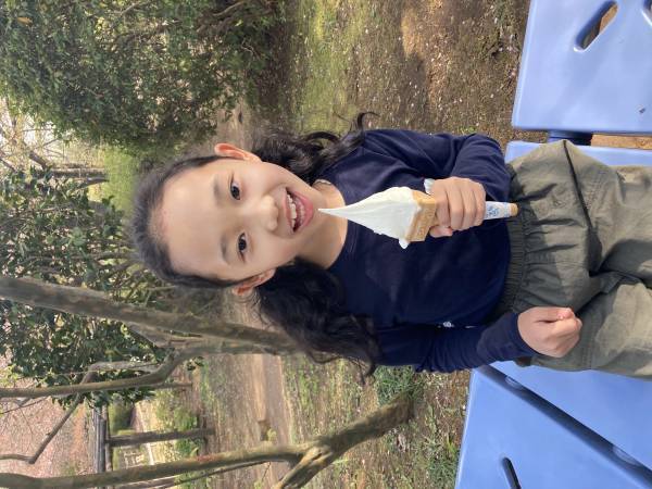 なつちゃん（８歳）の夢  『ソフトクリーム屋さんになって、おとうさん、おかあさんにたべてもらいたい！』 ララちゃんとミニストップがお手伝いします！