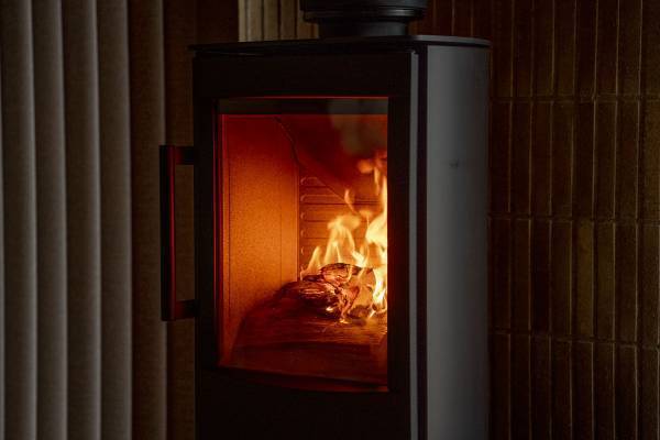 【冬の味覚ズワイガニ】薪窯創作イタリアン「カニ尽くしコース」受付開始。京丹後市「HOTEL＆湖邸 艸花 -SOKA-」