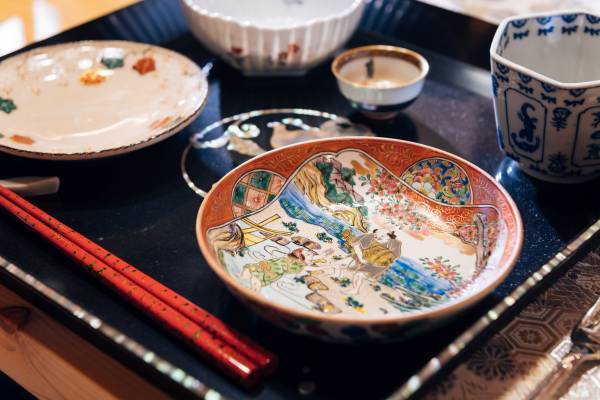 伝統建築にアートとデザインが融合した美術館のような貸別荘「スイートヴィラ キュレーション 熱海 須藤水園」が2/17に開業