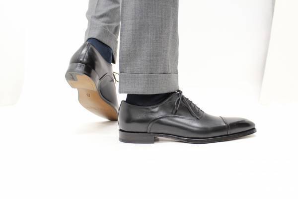 美しいフォルムのイタリアンメイド『Stefano Branchini』ドレスシューズ