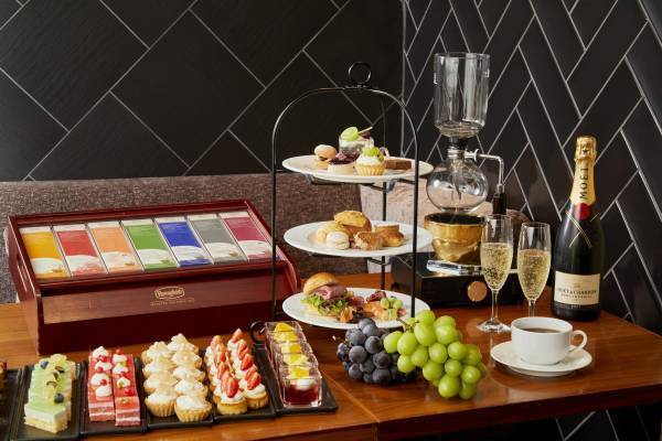 ホテル アゴーラ 大阪守口　秋の味覚を贅沢に味わうランチ＆ディナービュッフェを開催　旬を迎えるぶどうが主役のアフタヌーンティーもスタート