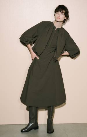 INDIVI（インディヴィ） 2023年秋の新作コレクションLOOKBOOK 第一弾を公開