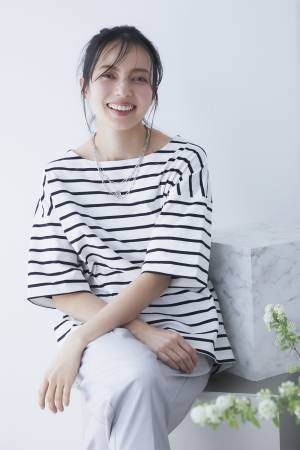 SHOO･LA･RUE（シューラルー） 2023年春夏キャンペーンモデルにベッキーさんを起用！