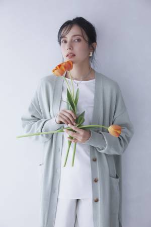 SHOO･LA･RUE（シューラルー） 2023年春夏キャンペーンモデルにベッキーさんを起用！