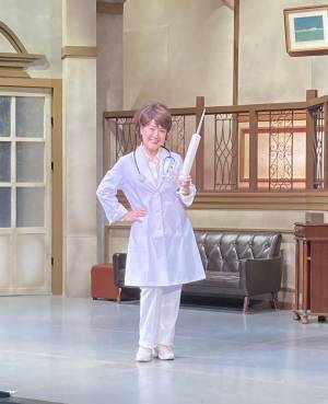 川中美幸が、歌と芝居の二刀流で魅了！エンターテイメント人情喜劇「オルガンズ」開幕！