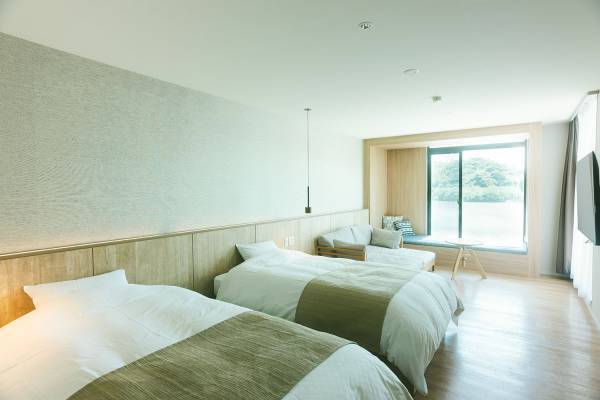 【キャンドル・ヒュッゲナイト】秋とクリスマスシーズン、２度の開催決定。京都府京丹後市「HOTEL＆湖邸 艸花 -SOKA-」