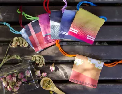 この春に大好評だった忍里工房イベントが期間限定で復活！「NARUTO＆BORUTO 忍里」香り袋作り体験11月18日より期間限定で開催