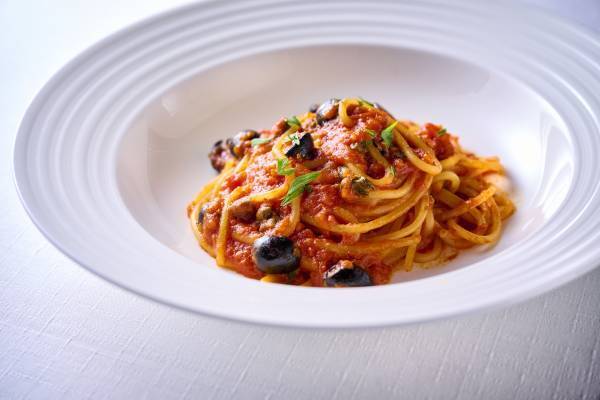 淡路椚座牛や淡路島産のトマトや卵など、淡路島の旨味を集結「のじまスコーラ」イタリアンメニューをリニューアル 11月2日提供開始