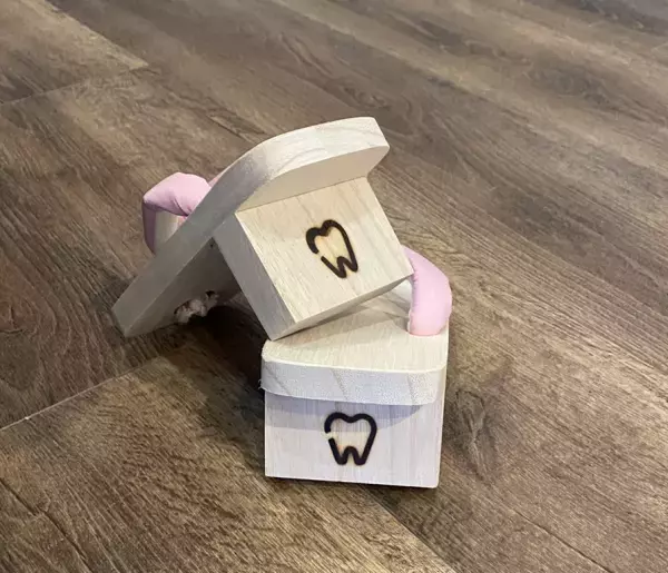 一本歯下駄『GETA LABO』×歯科　コラボレーション！　DENTAL一本歯下駄　2023年5月5日　全国の歯科医院にて発売開始！