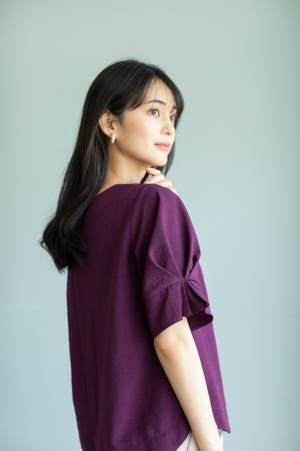 index（インデックス） 累計８万枚突破！ 人気の機能性ブラウスに注目カラーの追加決定！