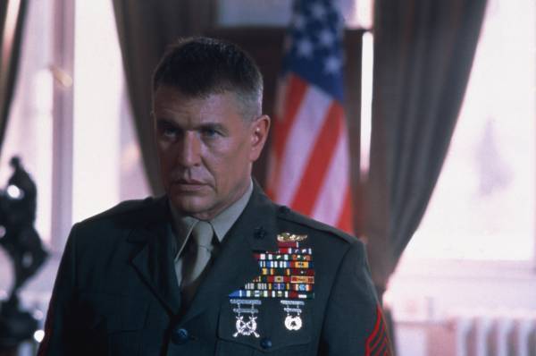 一発必中！スナイパー映画の金字塔『山猫は眠らない』シリーズ8作品 11・12月の「土曜洋画劇場」初回11月18日（土）よる7時～ BS12トゥエルビ