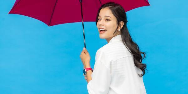 雨の日も安心して使える国産強力撥水レザーApple Watchバンド  GRAMAS COLORSより6月23日発売