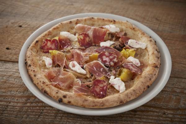 ニュウマン横浜に春のお花メニューが大集合！800°DEGREESと2416MARKETエリアにて期間限定で展開【3月15日(水)～】