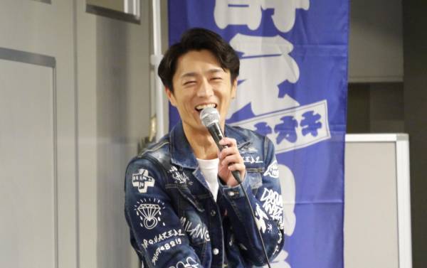 真田ナオキがタワーレコード渋谷店を席巻！店頭デイを開催しファンが殺到！