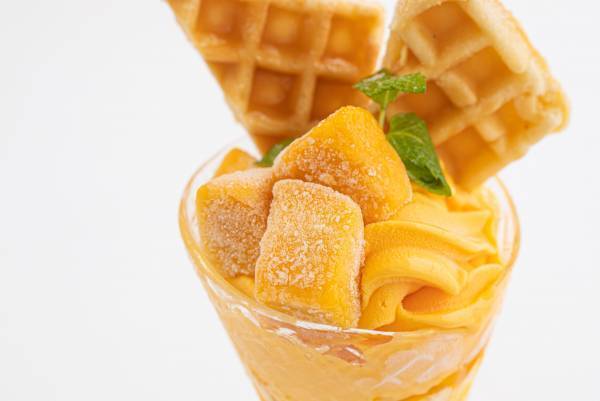 3つのミエレで夏のフルーツを使用した新作メニューを提供